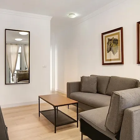 Downtown-beach Flat