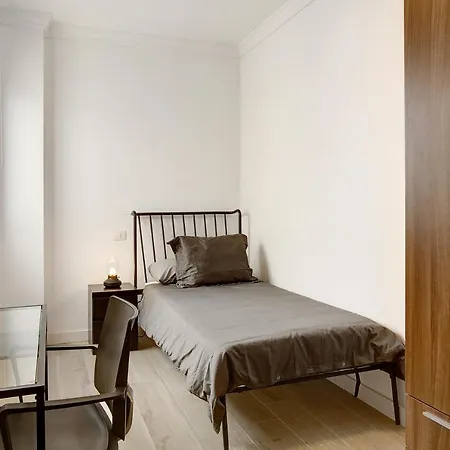 Downtown-beach Flat *