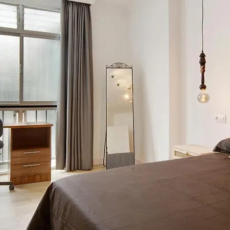 Downtown-beach Flat דירה *